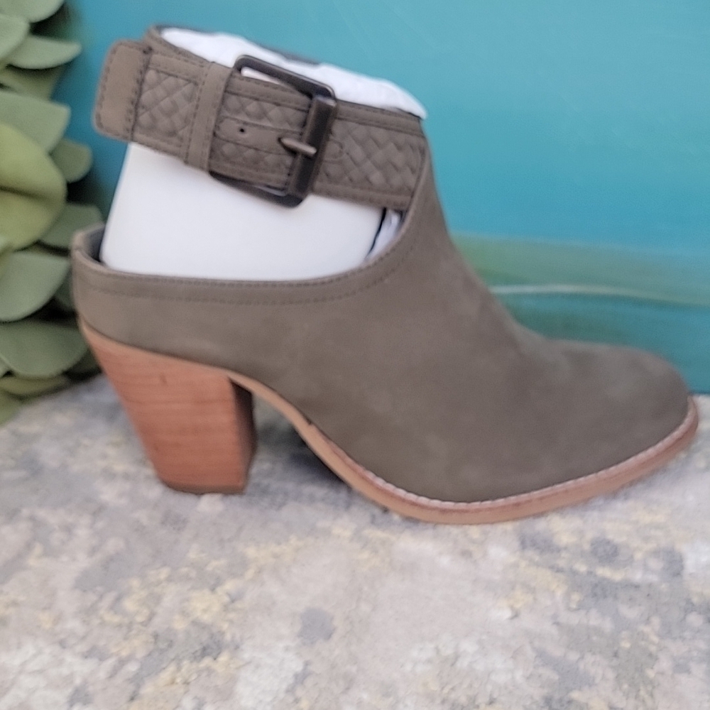 CREVO Eva Leather Ankle Boot Mink Gray - Picture 8 of 10